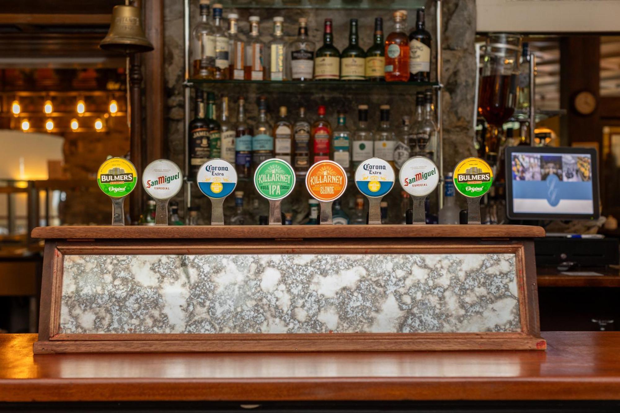 Killarney Heights Hotel Bagian luar foto